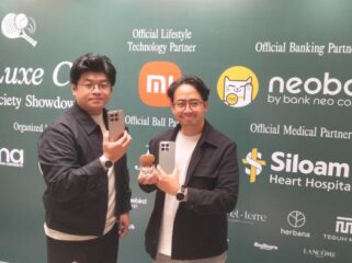  Product Marketing Lead Xiaomi Indonesia Jaksen (kiri) saat mmeperkenalkan smartphone 15T Series  ( Foto : Sirhan/ Jejkanarasi.id)