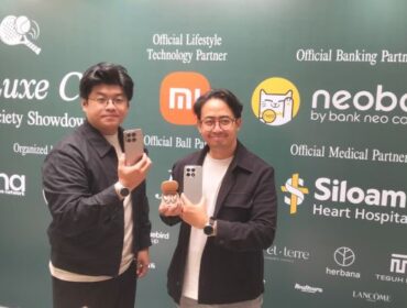  Product Marketing Lead Xiaomi Indonesia Jaksen (kiri) saat mmeperkenalkan smartphone 15T Series  ( Foto : Sirhan/ Jejkanarasi.id)