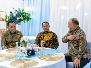 Panglima TNI Jenderal Agus Subiyanto (tengah) usai menghadiri perayaan Natal Nasional 2025. (Foto; Puspen TNI).
