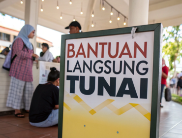 Ilustrasi program BLT dana desa tahun 2026 (Foto: lmarena)