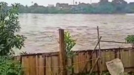 Kondisi debit air di dekat pintu air 10 Tangerang. (Foto: Istimewa)