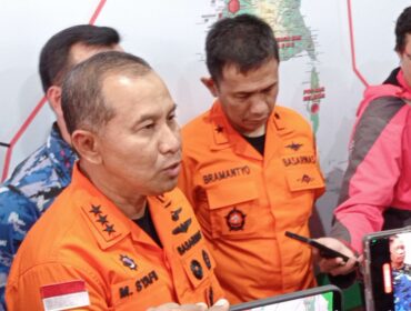 Kepala Basarnas RI Marsekal Madya TNI Muh Syafii saat memberikan keterangan kepada awak media. (Foto : rri)