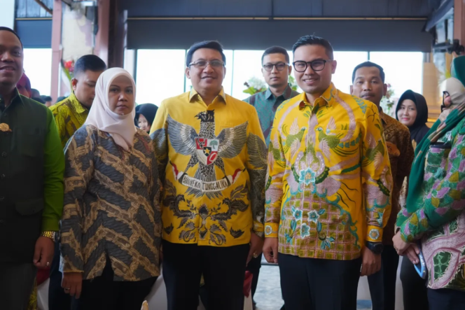 
					Camat Pondok Aren Kena Tegur Wawalkot Tangsel, Absen Rakor Penanganan Sampah