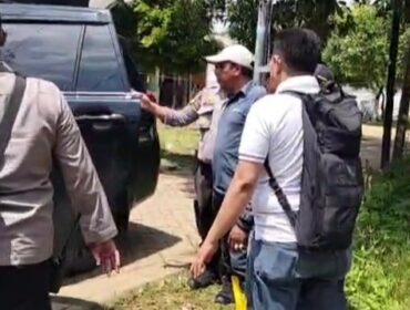 Proses penangkapan terduka pelaku pengeroyokan di Proyek Alam Sutera.