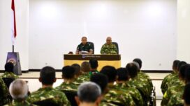 Kepala Badan Pengembangan Sumber Daya Manusia (BPSDM) Pertahanan Kemhan RI, Mayor Jenderal TNI Ketut Gede Wetan Pastia. bersama Ketua PWI Pusat Akhmad Munir saat membuka Retret PWI 2026. (Foto : Humas PWI Pusat)