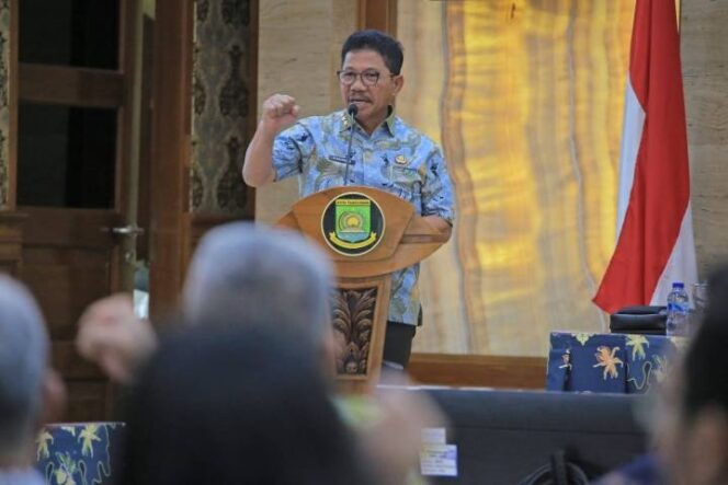 
					Wali Kota Tangerang  H. Sachrudin saat membuka Workshop RPKAD. (Foto: Istimewa)