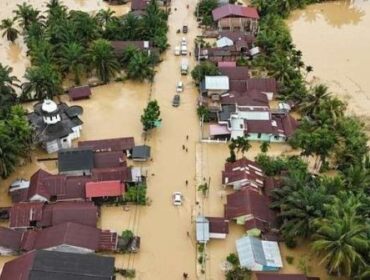 Ilustrasi Bencana banir bandang akibat rusaknya lingkungan . (Foto :RRi)
