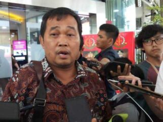 Koordinator Masyarakat Anti Korupsi Indonesia ( MAKI) Boyamin Saiman. (Foto : Ist)