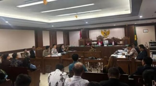 Ilustrasi : Sidang Gugatan PT CMNP . (foto : Ist)