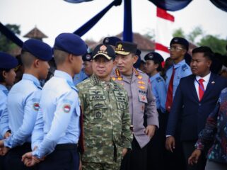 Panglima TNI Jenderal Agus Subiyanto saat ikut hadir peresmian Sekolah Taruna Nusantara. (Foto: Puspen TNI)