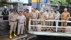 Wali Kota Jakarta Drs. Arifin M.AP saat melakukan sidak. (Foto: Kominfotik)