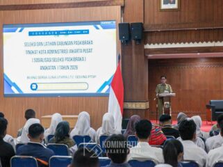 Asisten Pemerintahan (Aspem) Sekko Administrasi Jakarta Pusat Prasetyo Kurniawan saat memberikan sambutan. (Foto: Kominfotik Jakpus)