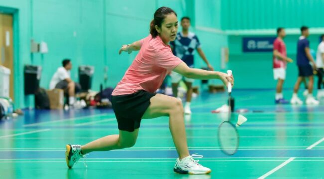 Salah satu atlet bulutangkis putri saat berlatih di National Badminton Centre (NBC)  di Milton Keynes, Inggris . (Foto: PBSI)