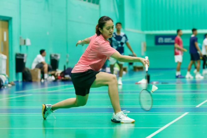 
					Salah satu atlet bulutangkis putri saat berlatih di National Badminton Centre (NBC)  di Milton Keynes, Inggris . (Foto: PBSI)