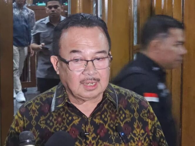 
					Prof. Rhenald Kasali Beberkan Fakta Tangki OTM Milik Kerry Ternyata Untungkan Negara