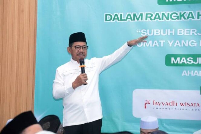
					Hujan Tak Surutkan Semangat: Ribuan Jemaah Padati Subling, Walikota Ajak Bangun Kota Bersama
