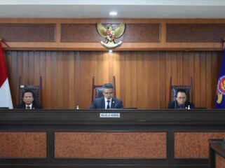 Ketua Majelis Komisi Moh. Noor Rofieq saat memimpin jalannya persidangan. (Foto: Humas KPPU)