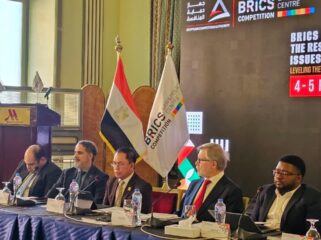 Ketua KPPU M. Fanshurullah Asa (tiga dari kiri) saat hadir di Meeting of the BRICS Working Group on Food Markets yang berlangsung di Kairo, Mesir, pada 4–5 Februari 2026. (Foto: KPPU)