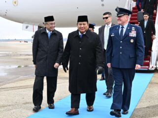 Presiden Prabowo Subianto saat tiba di Amerika Serikat (Foto: Seskab/BPMI)
