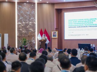 Kepala Staf Kepresidenan (Kastaf) Muhammad Qodari saat hadir di Forum Peningkatan Integritas Pejabat di Lingkungan Kementerian PKP, Minggu (1/2/2026).
(Foto : KSP) 