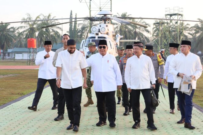 
					Kasatgas PRR Tito Karnavian Dampingi Presiden Kunker dan Rayakan Idulfitri di Tamiang Aceh