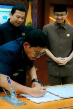 Rapat Paripurna LKPJ 2025, Pemkot Tangerang Tunjukkan Capaian Signifikan