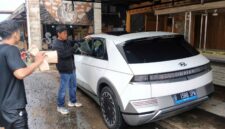 Barang bukti mobil yang dirusak Komplotan Curat Modus Pecah Kaca di Serpong