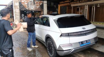 Barang bukti mobil yang dirusak Komplotan Curat Modus Pecah Kaca di Serpong