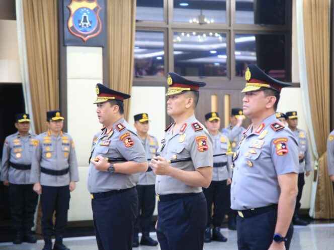 
					47 Perwira Tinggi Polri Promosi Pangkat, Satu Nama Raih Jenderal Bintang Tiga
