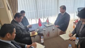 Menteri Koordinator Perekonomian Airlangga Hartarto saat bertemu dengan delegasi Jepang di Tokyo. (Foto: Humas Kemenko Perekonomian)