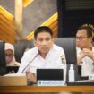 Wakil Menteri Dalam Negeri (Wamendagri) Akhmad Wiyagus saat Rapat Koordinasi Keamanan dalam rangka Persiapan Hari Raya Idulfitri 1447 Hijriah di Kantor Kementerian Koordinator (Kemenko) Bidang Politik dan Keamanan (Polkam), Jakarta, Rabu (11/3/2026).
(Foto: Puspen Kemendagri)