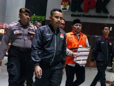 Mantan Menteri Agama Yaqut Qholil Qoumas saat kemabli ke rutan KPK. (Foto:: Ist)