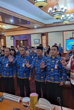 Dukcapil Jakpus Teken Komitmen Zona Integritas Demi Wujudkan Birokrasi Bersih