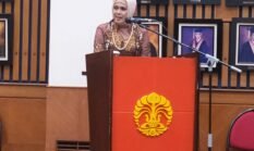 Dewan Pembina JMSI Banten Encop Sopia Raih Gelar Doktor Ilmu Politik UI