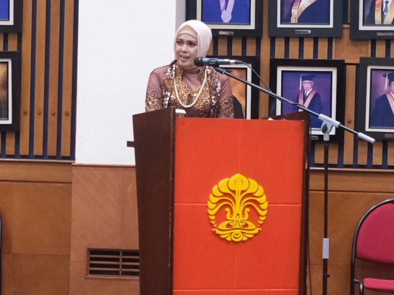 Dewan Pembina JMSI Banten, Encop Sopia meraih gelar Doktor Ilmu Politik Universitas Indonesia. (Foto: Istimewa)