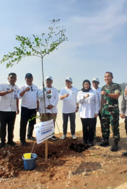 Peringati Hari Bumi 2026, Banksasuci Foundation dan JMSI Banten Tanam 1.000 Pohon