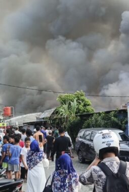 Puluhan Rumah di Asrama Polri Ciledug Ludes Terbakar