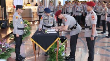 Pesan Kapolda Metro Jaya Bagi Ketiga Pejabat Utama yang Baru Dilantik