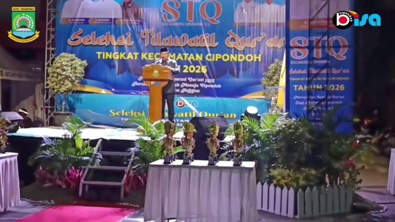 Camat Cipondoh, Muhamad Marwan, S.IP, saat memberi sambutan di acara penutupan STQ tingkat Kecamatan Cipondoh. (Foto: 1st)