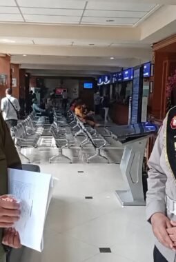 Warga Puji Kemudahan Pelayanan di Samsat Cikokol