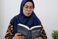 Fajariah, Dosen Fakultas Syariah Institut Agama Islam Darussalam Martapura Kalsel. (Foto: Istimewa)
