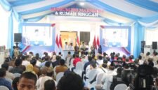 Presiden Prabowo saat meresmikan Museum Marsinah di Nganjuk Jawa Timur. (Foto: Istimewa)