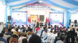 Presiden Prabowo saat meresmikan Museum Marsinah di Nganjuk Jawa Timur. (Foto: Istimewa)