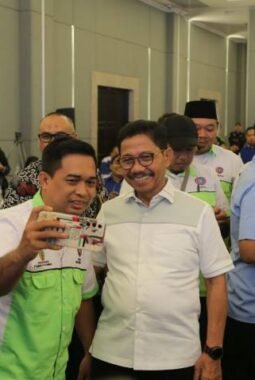 Tutup Kegiatan May Day 2026, Sachrudin: Hari Buruh Jadi Simbol Pererat Kebersamaan Antar Pekerja
