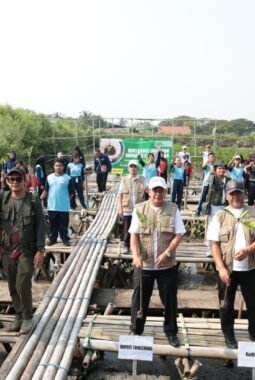 Peringati HLH  2026, IKPP Tangerang Tanam 10.000 Mangrove Langka di Pesisir Pantai Utara