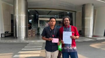 Gelar Aksi Ketiga, Aliansi Mahasiswa Jakarta Serahkan Bukti Dugaan Korupsi KDMP Rp 112 Triliun ke Kejagung