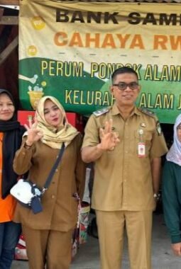DLH Kota Tangerang Hadirkan DSE di Bank Sampah Cahaya RW 08 Alam Jaya