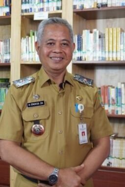 DPAD Kota Tangerang Canangkan Literasi Kreatif Melalui Pelatihan Decoupage Berbasis Praktik