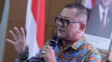 Sekretaris PWI DKI Jakarta, Arman Suparman, S.H., M.H., MM, CIL. Saat memberikan paparan. (Dok. istimewa)