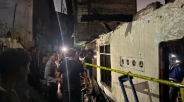 Sinergi TNI-Polri dan Damkar Tangani Kebakaran di Palmerah, Lima Rumah Terdampak